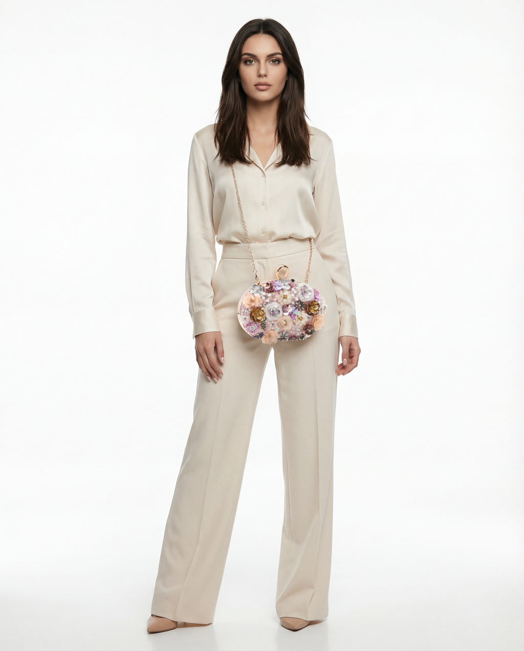MAJA – elegantna clutch torbica s cvjetnim detaljima i metalnim remenom