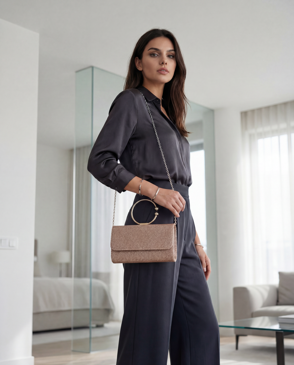 DOROTEA – elegantna moderna torba za svaki dan i posebne kombinacije