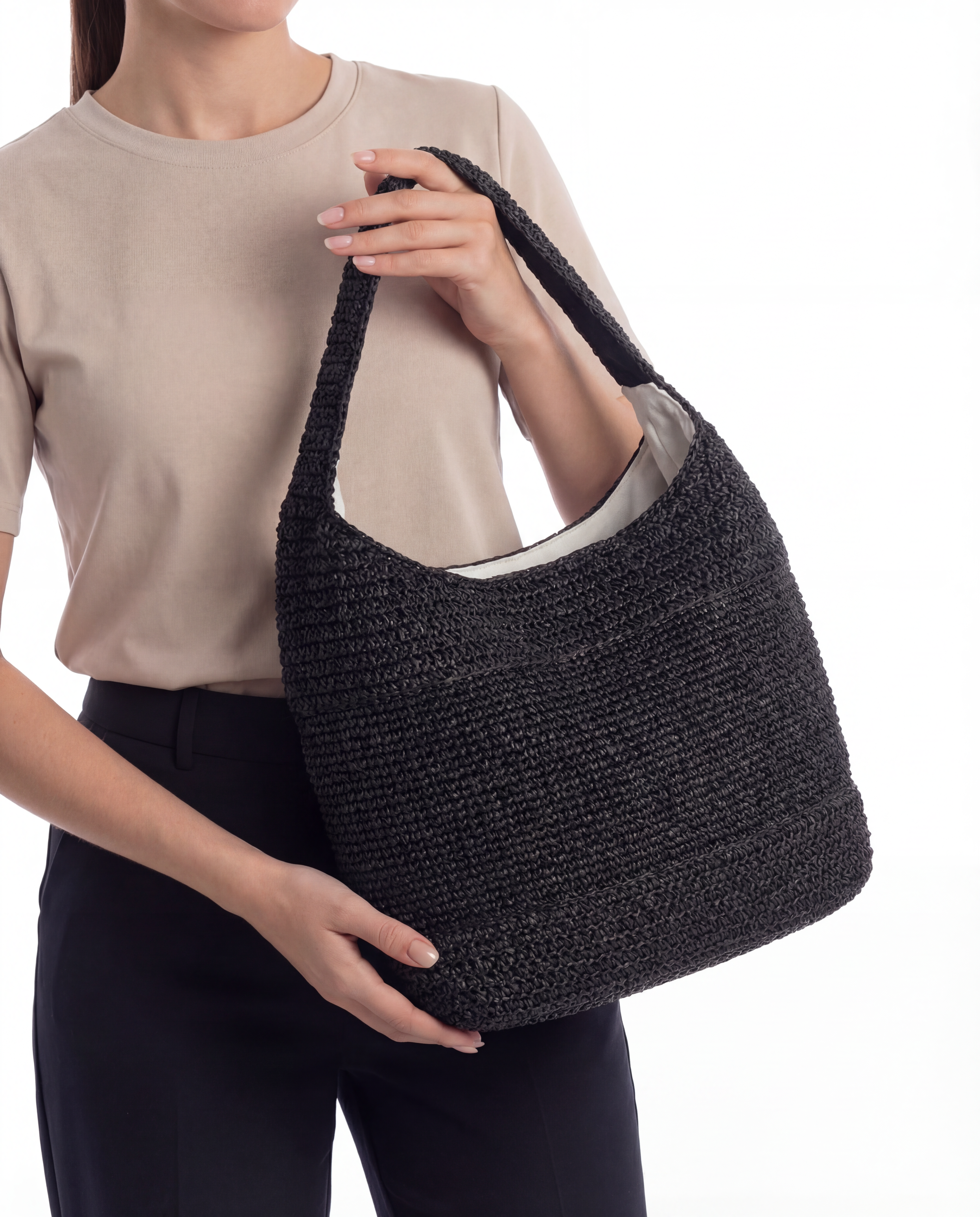 JULIJANA – moderna torbica s minimalističkim dizajnom za svakodnevne i elegantne kombinacije